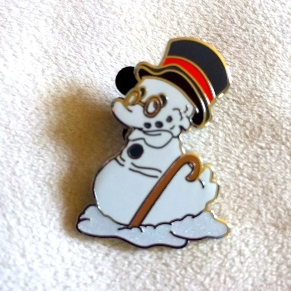 Scrooge‎ McDuck Snowman Pin - Picture 1 of 3